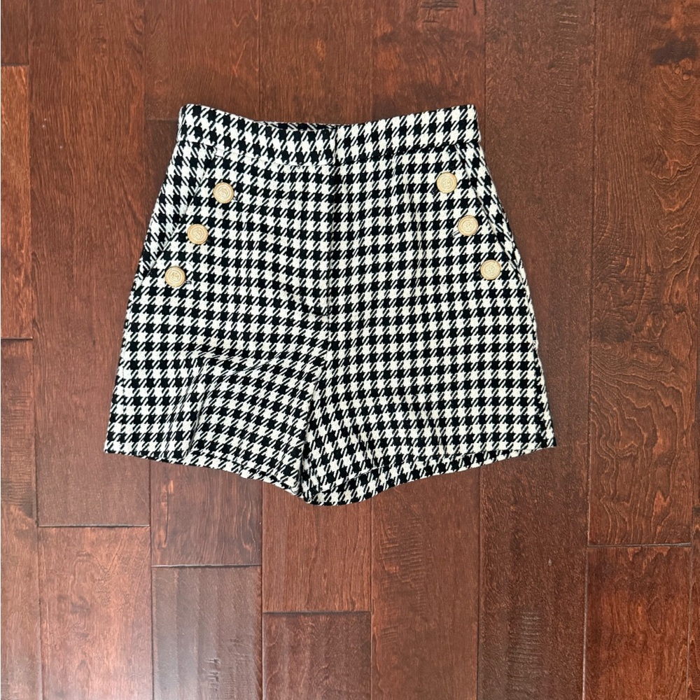Zara Black and White Houndstooth Shorts with Gold Buttons